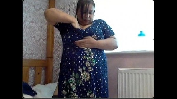 Indian milf on webcam talking very dirty (Part 3 of 3) 9 min