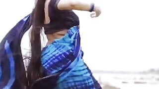 Noya Daman Desi HoT Dance.