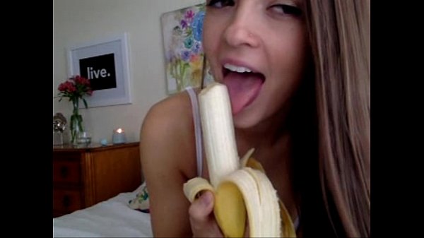 Chaturbate hot mom showing of pussy on the webcam camgirl888.com