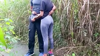 Very Risky Public Fuck With A Beautiful Girl at Jogging Park